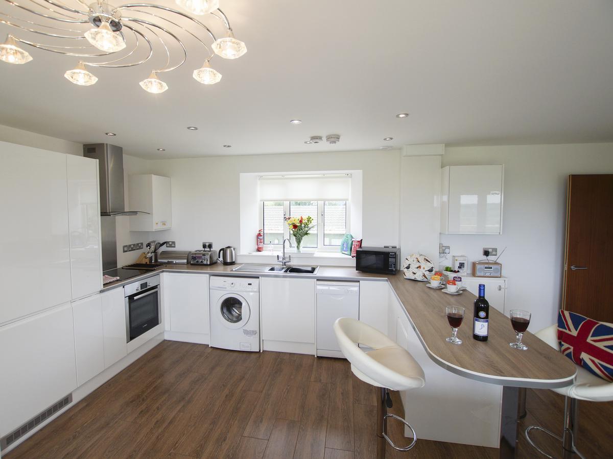 Beautiful Cotswold View Apartment Bourton-on-the-Water Екстериор снимка